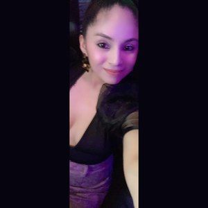 Meet your Posher, Marisa